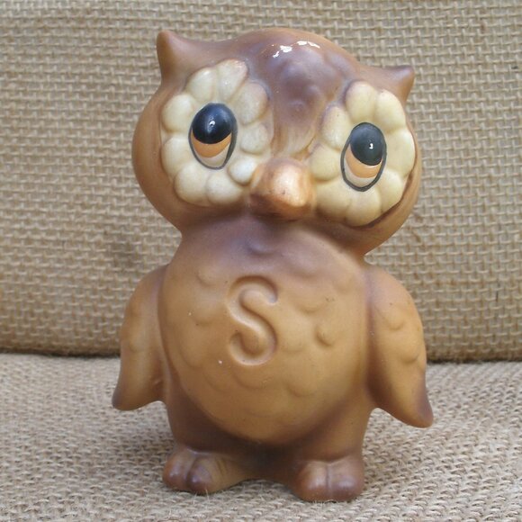 Vintage Josef Originals Porcelain Owl Salt & Pepper Shakers - Picture 11 of 16